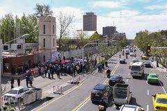 مراسم گلریزان جامعه ورزش برای کمک به مردم سیل‌زده
