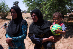 کمک‌های مردمی به سیل‌زدگان خوزستان