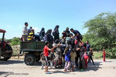 کمک‌های مردمی به سیل‌زدگان خوزستان