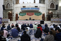 محفل انس با قرآن  شرکت‌کنندگان در مسابقات بین‌المللی قرآن در حرم امام راحل
