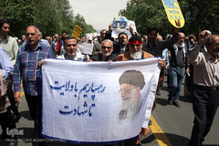 راهپیمایی نمازگزاران تهرانی در حمایت از بیانیه شورای عالی امنیت ملی