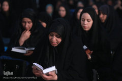 احیاء شب بیست و یکم ماه رمضان در حرم مطهر امام خمینی(ره)