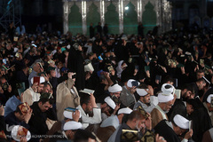 احیاء شب بیست و یکم ماه رمضان در حرم مطهر امام خمینی(ره)