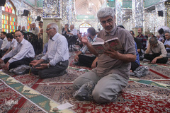 نماز عیدسعید فطر درجوار حرم حضرت امامزاده حسن(ع)