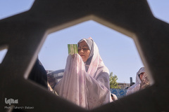 نماز عیدسعید فطر درجوار حرم حضرت امامزاده حسن(ع)