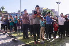 نماز عیدسعید فطر درجوار حرم حضرت امامزاده حسن(ع)