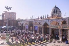 نماز عیدسعید فطر درجوار حرم حضرت امامزاده حسن(ع)