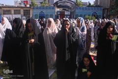 نماز عیدسعید فطر درجوار حرم حضرت امامزاده حسن(ع)