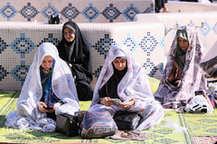 نماز عیدسعید فطر درجوار حرم حضرت امامزاده حسن(ع)