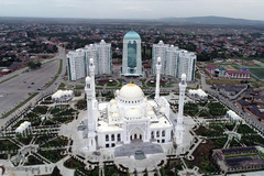 افتتاح بزرگترین مسجد اروپا در شهر شارلی چچن