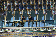 حرم رضوی سیاه‌پوش شد