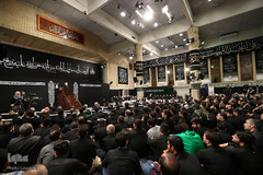 اولین شب مراسم عزاداری حضرت اباعبدالله الحسین(ع) در حسینیه امام خمینی(ره)
