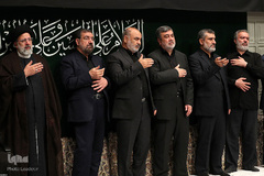 اولین شب مراسم عزاداری حضرت اباعبدالله الحسین(ع) در حسینیه امام خمینی(ره)