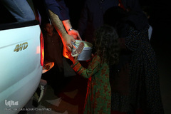 توزیع نذورات حسینی در میان گپرنشینان و اهالی فقیر روستاهای منطقه محروم جازموریان