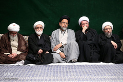 مراسم عزاداری شب تاسوعای حسینی در حسینه امام‌خمینی(ره)