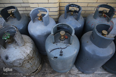 توزیع نذورات خیرین هم‌نمک در روستاها و مناطق فقیرنشین حاشیه شهر زهکلوت جازموریان