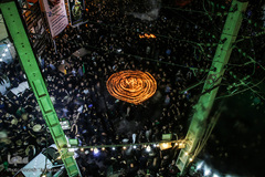 آیین مشعل گردانی در دولت آباد