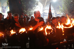 ⁨آیین مشعل گردانی نجفی‌های مقیم قم⁩