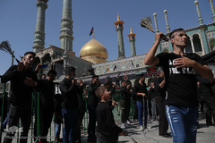 مراسم عزاداری تاسوعا حسینی در حرم مطهر کریمه اهل‌بیت(س)