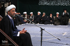 مراسم عزاداری شب عاشورای حسینی در حسینیه امام‌خمینی(ره)