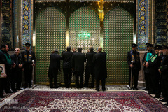 مراسم خطبه‌خوانی شب عاشورا در حرم مطهر رضوی
