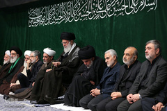 مراسم عزاداری شب شام غریبان حسینی(ع) در حسینیه امام‌خمینی(ره)