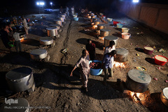 پخت 10هزار غذای عزاداران عاشورای حسینی/ جازموریان