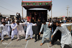 عزاداری ظهر عاشورا در منطقه محروم جازموریان