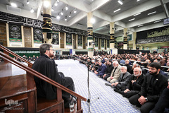 آخرین شب مراسم عزاداری حضرت اباعبدالله الحسین(ع) در حسینیه امام خمینی(ره)