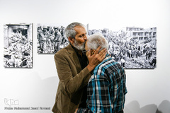 رونمایی از کتاب مصور عکاسان جنگ، ساسان مویدی