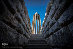 آرامگاه بوعلی سینا در همدان