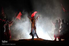 نمایش آیینی و میدانی «تنهاتر از مسیح»