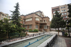 خانه موزه معمار لُرزاده