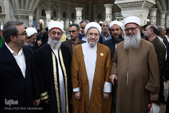 تجدید میثاق مهمانان سی و سومین کنفراس وحدت اسلامی با آرمان های امام