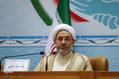  آیت‌الله محسن اراکی، دبیر کل مجمع جهانی تقریب مذاهب اسلامی