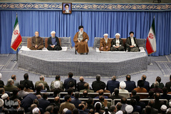 دیدار میهمانان کنفرانس بین‌المللی وحدت‌اسلامى‌ با رهبر انقلاب