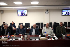 نشست‌ هم‌اندیشی پیشکسوتان قرآنی با مهدی قره‌شیخلو، رئیس مرکز امور قرآنی سازمان اوقاف و امور خیریه