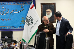 نشست‌ هم‌اندیشی پیشکسوتان قرآنی با مهدی قره‌شیخلو، رئیس مرکز امور قرآنی سازمان اوقاف و امور خیریه