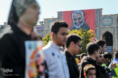 راهپيمايي سوگواران سردار دل‌ها در شيراز