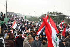 خروش میلیونی عراقی ها برای خروج تروریست های آمریکایی‌