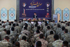 محفل انس با قرآن کاروان قرآنی انقلاب در جمع کارکنان منطقه دوم نیروی دریایی ارتش