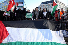 ادامه تجمعات اعتراضی علیه «معامله قرن» در جهان