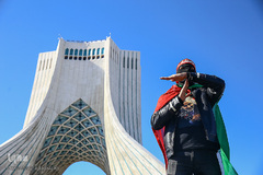 حماسه یوم الله ۲۲ بهمن از نمای برج آزادی