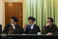 نشست مدیران فرهنگی دستگاه‌های دولتی با موضوع نمایشگاه قرآن
