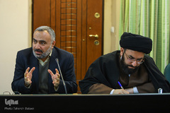 نشست مدیران فرهنگی دستگاه‌های دولتی با موضوع نمایشگاه قرآن
