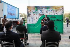 رونمایی از آزمایشگاه بیولوژیک سیار بسیج