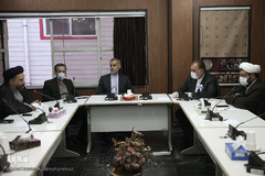 نشست هم اندیشی مقابله با کرونای جامعه قرآنی در مجتمع بیمارستانی امام خمینی(ره)