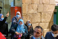 بازگشایی مسجد الاقصی در بیت المقدس بر روی نمازگزاران فلطسینی بعد از ۶۰روز ممنوعیت ورود و اقامه نماز