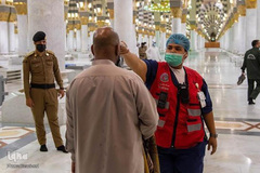 بازگشایی مسجد النبی(ص) بر روی نمازگزاران بعد از ۶۰روز ممنوعیت ورود و اقامه نماز