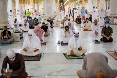 بازگشایی مسجد النبی(ص) بر روی نمازگزاران بعد از ۶۰روز ممنوعیت ورود و اقامه نماز